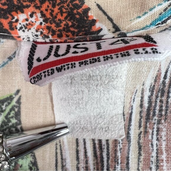 Just 4 inc button up vintage flowers Hawaii Tropical Floral Button-Up Shirt - Picture 9 of 11